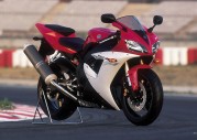 Yamaha YZF-R1